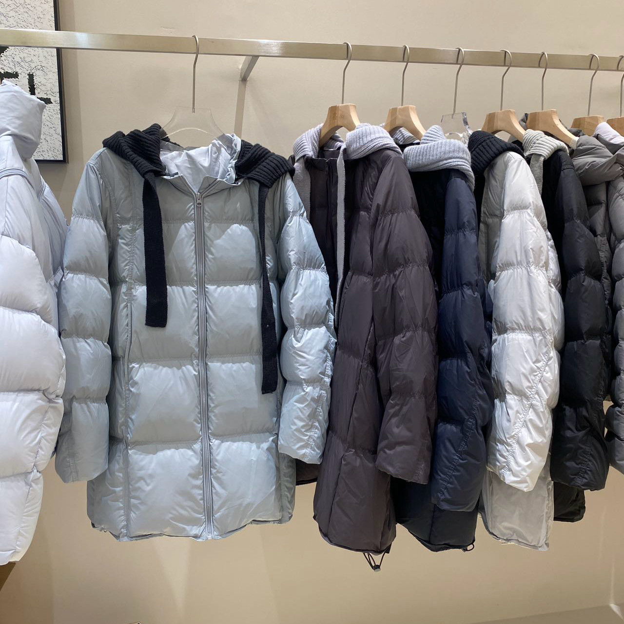 冬韩系简约针织连帽中长款羽绒服女保暖洋气白鸭绒外套