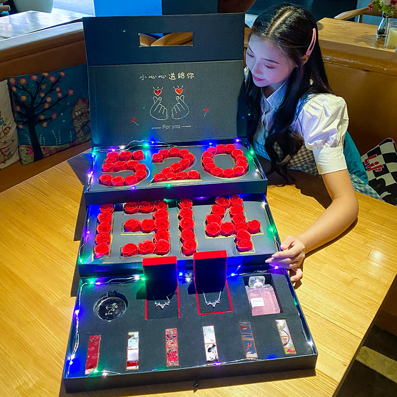 生日礼物玫瑰香皂花礼盒永生口红套装巧克力礼盒情人节批