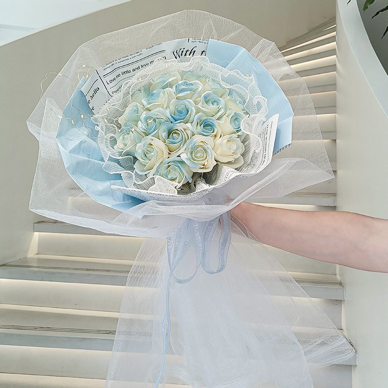 永生花碎冰蓝色玫瑰花新娘结婚手捧仿真香皂假花生日礼物干花花束