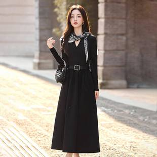 显新瘦领字 别丝致印花巾气质女装 女色神范黑连衣ZAI8120Q裙款 秋季