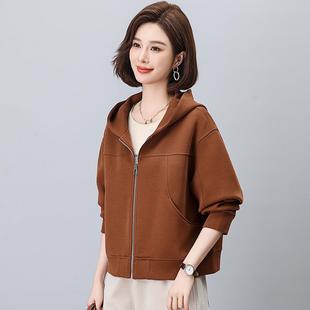 卫外套女春新款 宽松洋气小个子秋ZDU2052L妈妈休闲衣百搭连帽 时尚