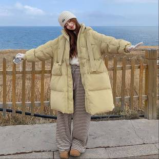新款 羽绒服女季 韩系休闲连帽绒外 965好看中长款 冬白黄色鸭超C018