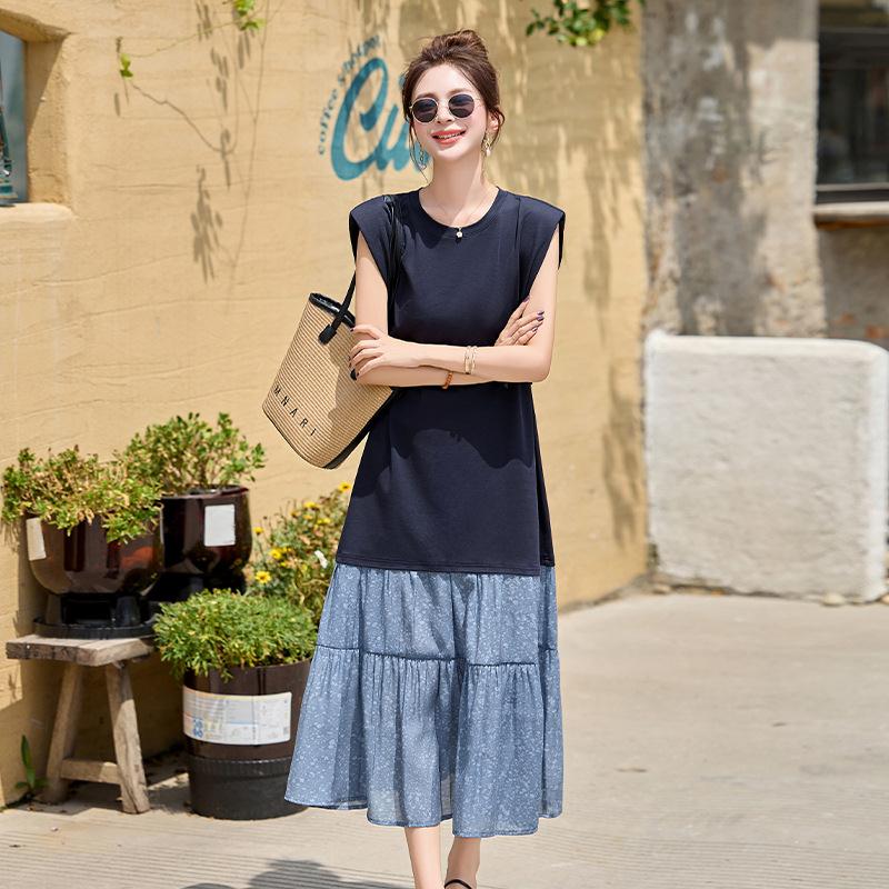 法两件式假撞色拼接无袖女连衣裙夏新款设计感宽松休ZWEI1018闲背