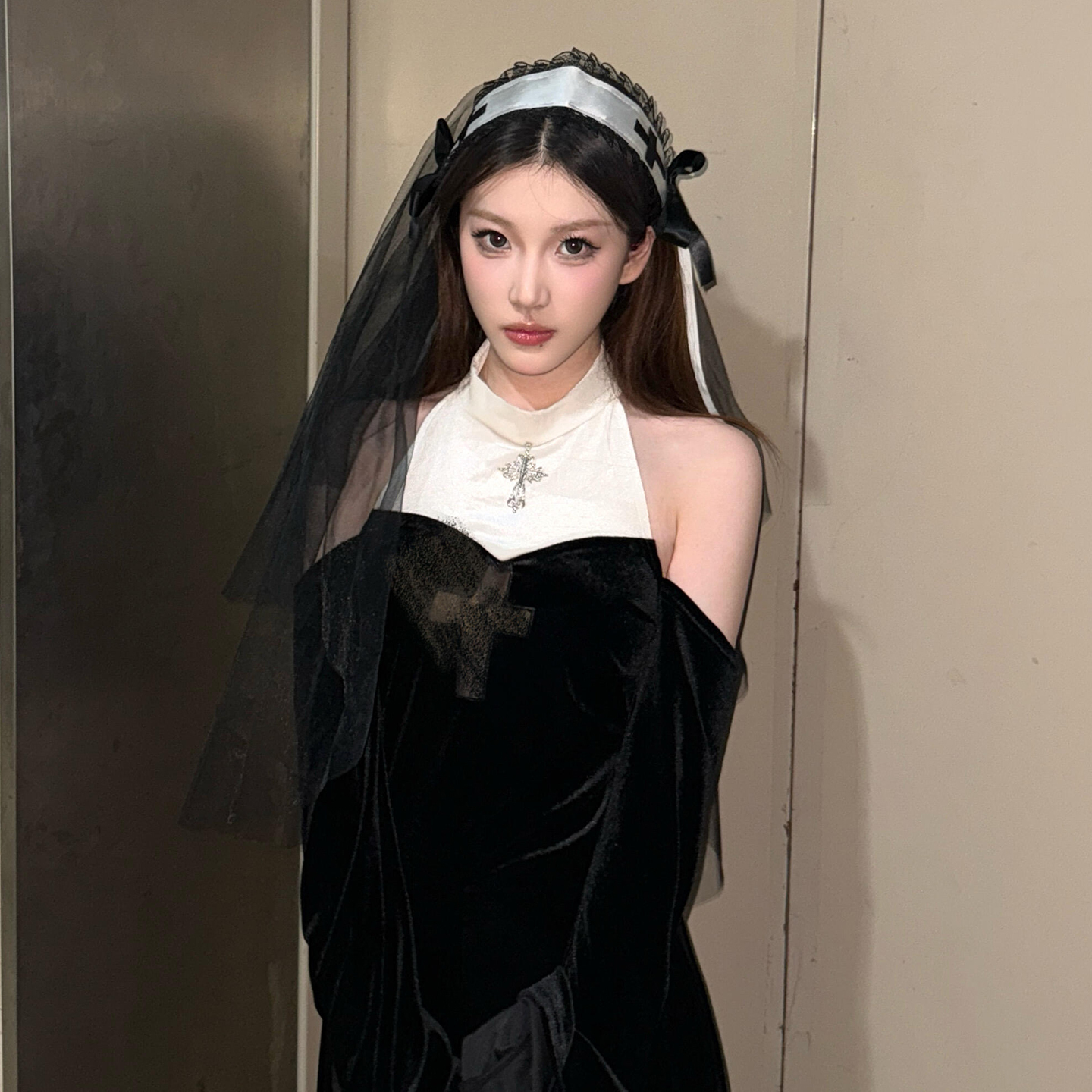 圣道院修女万圣节修女十字架头纱