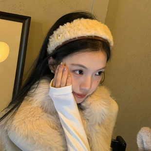 米色金标毛绒发箍女宽边高颅顶头箍发饰秋冬氛围感压发头饰发卡