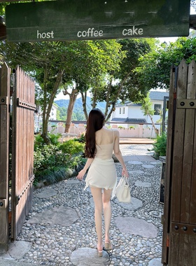 【Dear zhazha】波尔森午后~杏色卡戴珊修身包臀短裙薄针织吊带裙