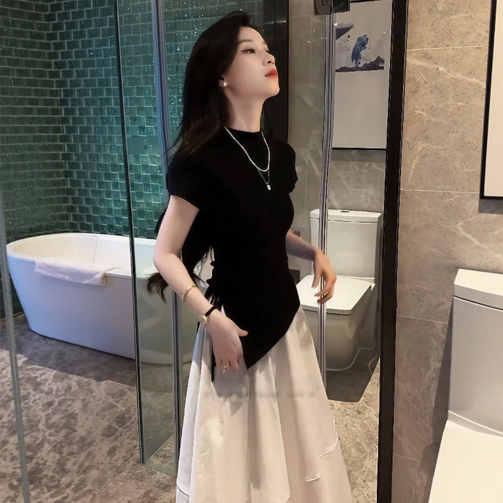 2026夏季新款时尚气质黑色圆领掐腰开叉短袖T恤女修身显瘦薄上衣