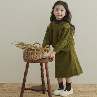 韩版2025新款女童长袖毛衣半裙套装葡萄勾花针织上衣毛线两件套冬