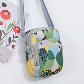 新款 竖款 迷你手机包女斜挎包零钱包夏季 百搭迷你花布尼龙帆布小包