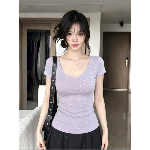 韩系穿搭波点印花甜美短袖T恤女
