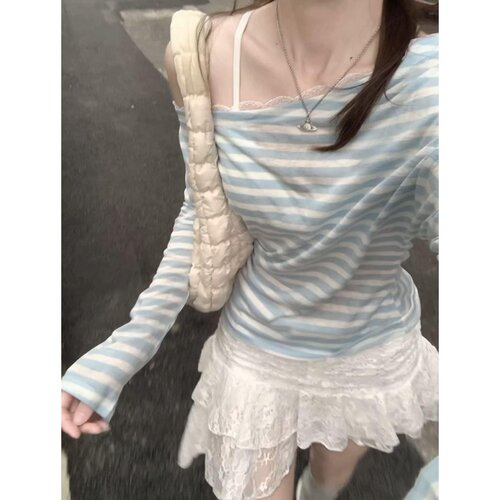 辣妹风蓝白条纹斜肩长袖t恤女