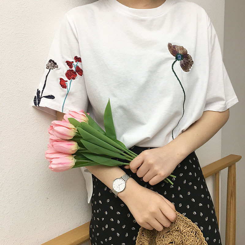 春装新款女装韩版时尚刺绣花朵休闲上衣百搭宽松短袖T恤女打底衫