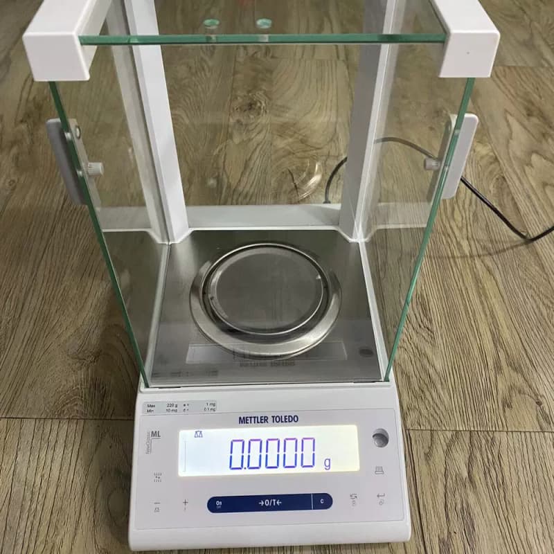 售前询价梅特勒万分之一电子天平 实驗室处理。梅特勒全自动内校图片