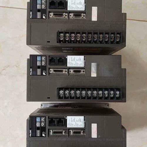 售前询价伺服驱动器RYC202C3-VVT2 2kW 拆