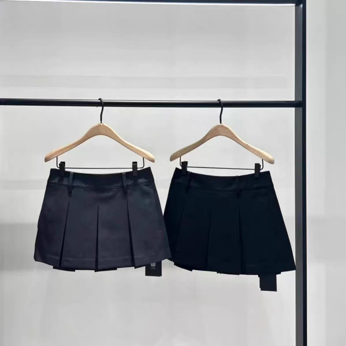 2025春新品高智学院风半身裙