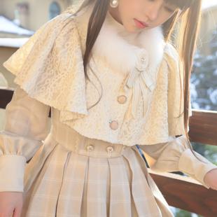 【现货】雪绒斗篷 真狐狸毛领千金感植绒提花斗篷 留洋大小姐