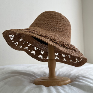 进口拉菲草手工钩花大檐草帽遮阳帽女夏季 出游防晒沙滩帽渔夫帽子