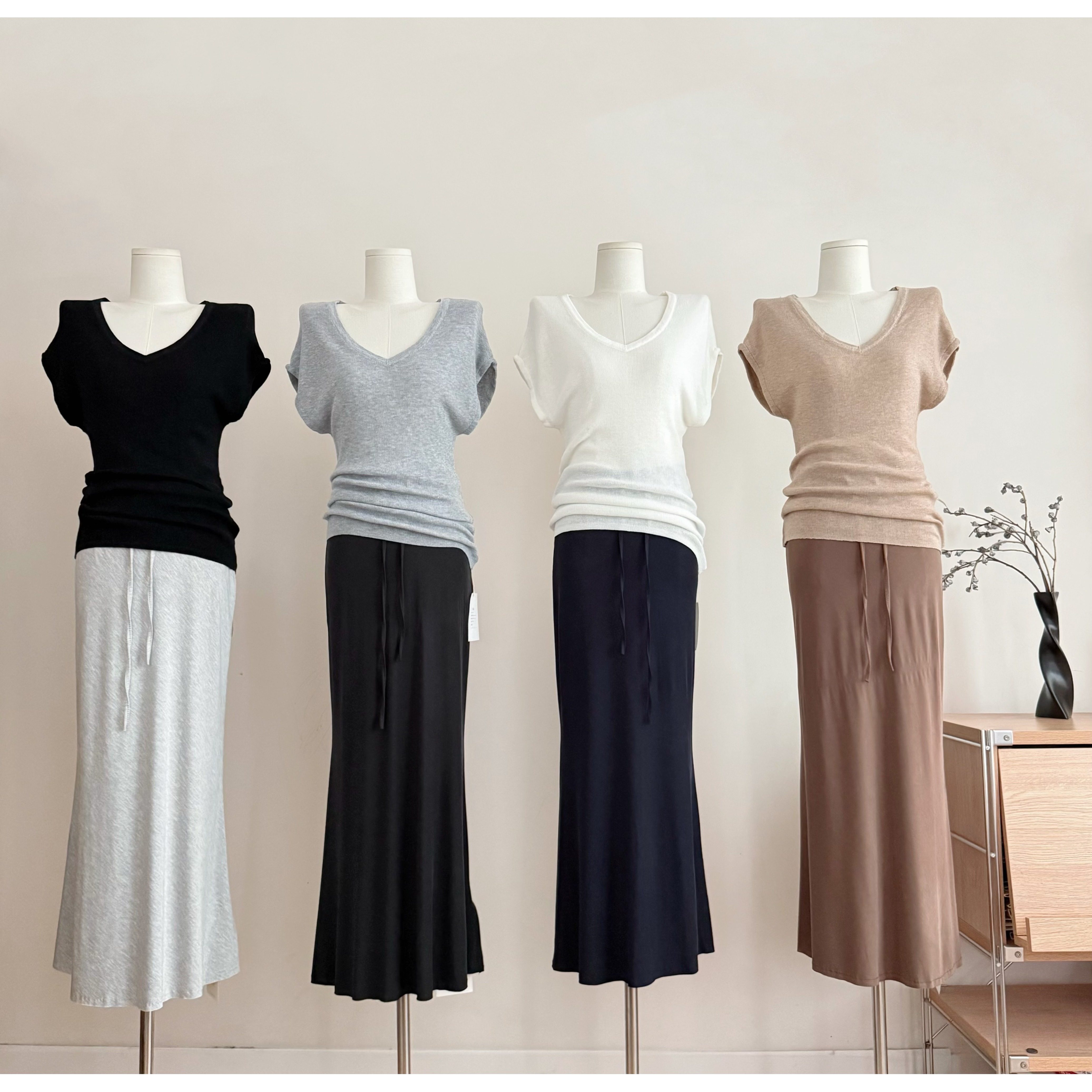 林夏夏 V领连袖显瘦百搭针织衫女纯欲百搭T恤上衣