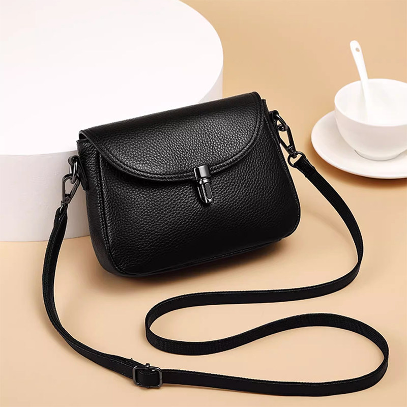 真皮斜挎小包女中老年斜挎包时尚软皮单肩包女士婆婆买菜百搭小包,箱包皮具/热销女包/男包,小方包,淘宝优惠券,粉丝福利购,淘宝优惠卷