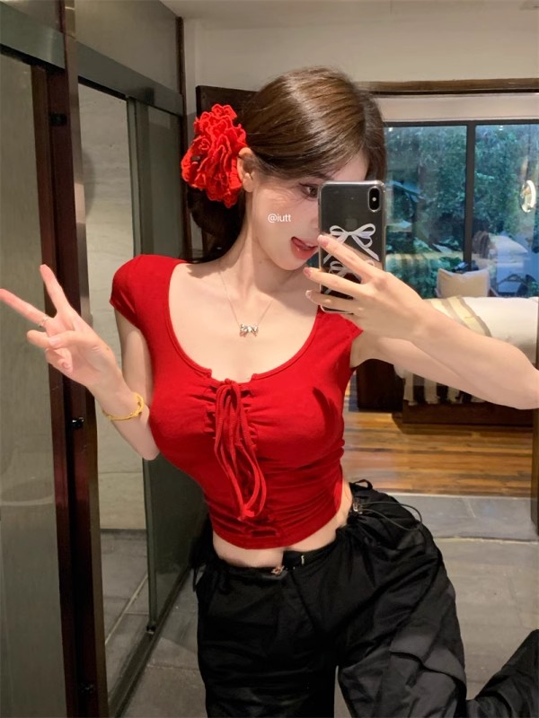 辣妹绑带低领短袖正肩T恤女夏季收腰紧身内搭红色短款绝美小上衣,女装/女士精品,T恤,淘宝优惠券,粉丝福利购,淘宝优惠卷