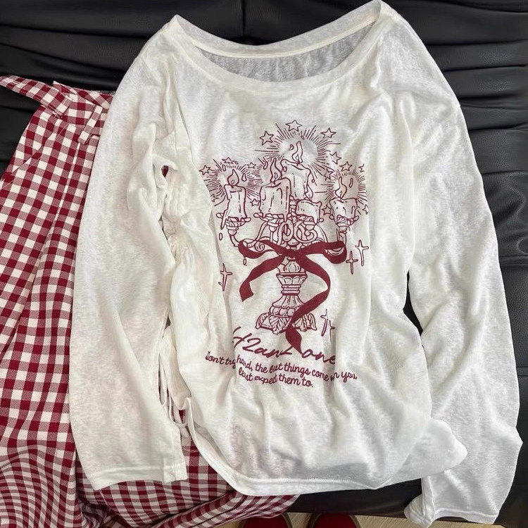大码设计小众涂鸦斜领露肩长袖T