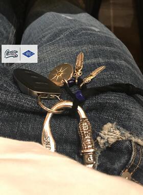 MADNESS x PEANUTS & Co. 联名黄铜吐舌花生钥匙扣挂件吊坠余文乐