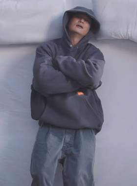 MADNESS MONEY CANT BUY TASTE HOODIE 20AW字母橙标帽衫男余文乐