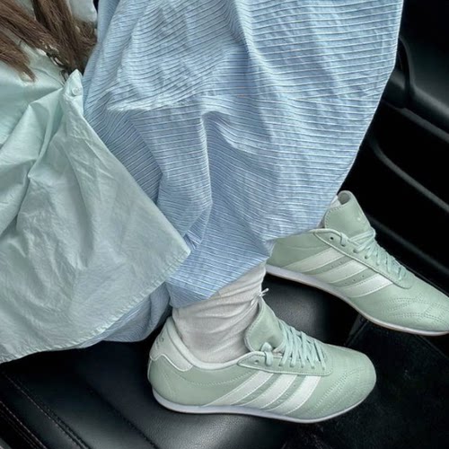阿迪达斯三叶草Taekwondo女子薄底跆拳道鞋复古训练休闲鞋JS0710