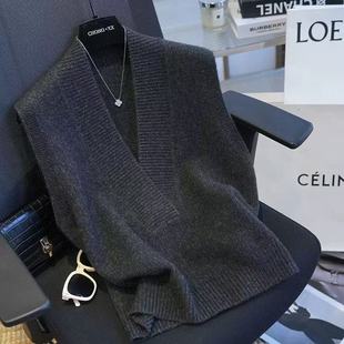欧货时尚~秋冬新款大v领羊毛马甲女宽松短款无袖毛衣背心叠穿坎肩