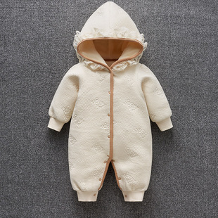 婴儿连体衣秋冬外套女宝宝满月空气棉公主哈衣新生儿外穿0 3个月6