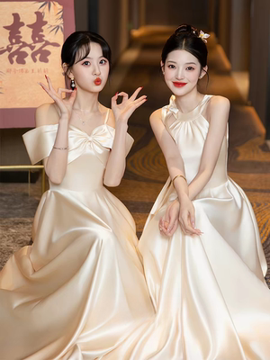 香槟色伴娘服2026新款高级感缎面小众感大码姐妹团礼服裙平时可穿