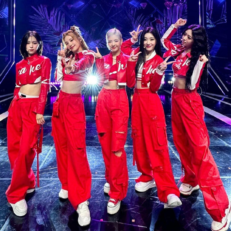 年会元旦表演出服爵士舞蹈服套装