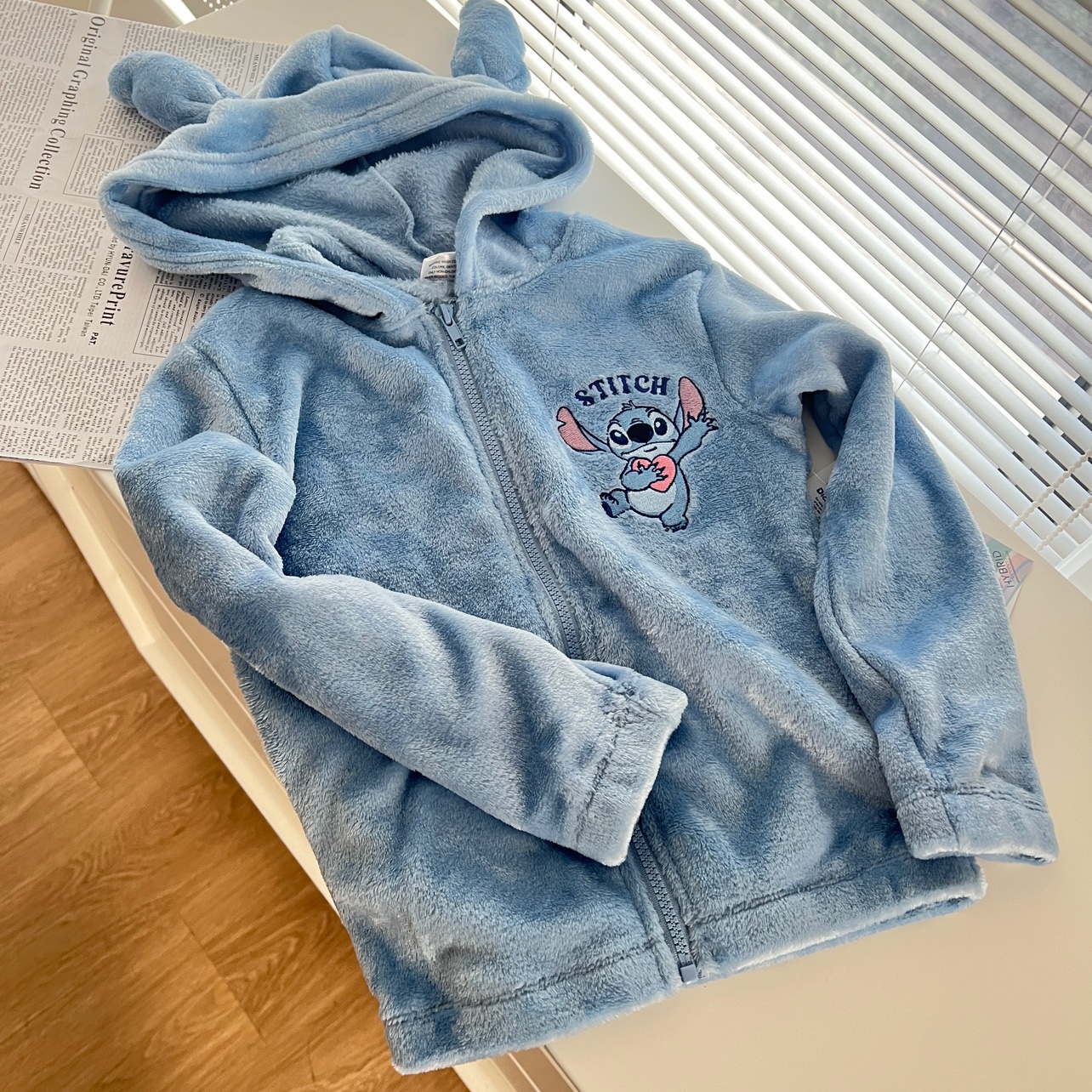 2024 男女童细腻珊瑚绒拉链拉链开衫卡通卫衣保暖户外套 120-160