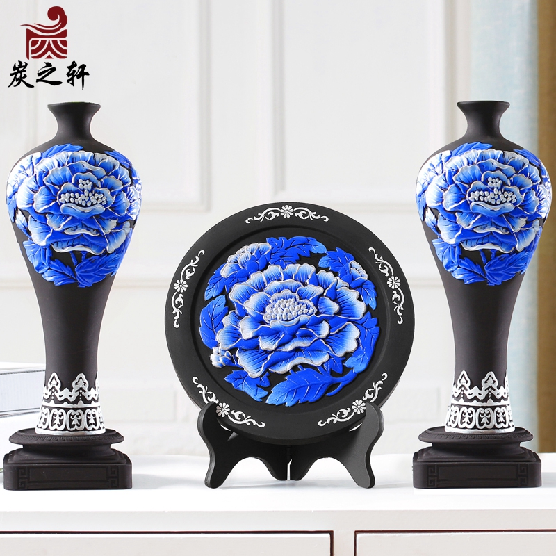 芙蓉炭雕花瓶摆件