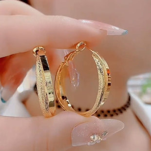 2026年新款爆款冬季百搭双层交叉磨砂耳圈轻奢百搭独特设计感耳饰