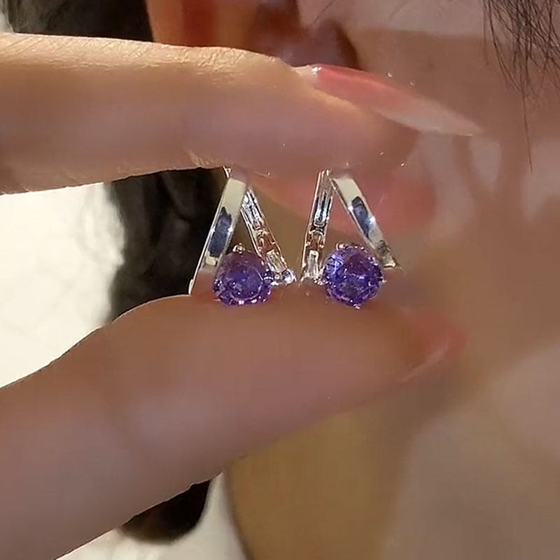 小众设计感超闪紫色水晶锆石耳扣