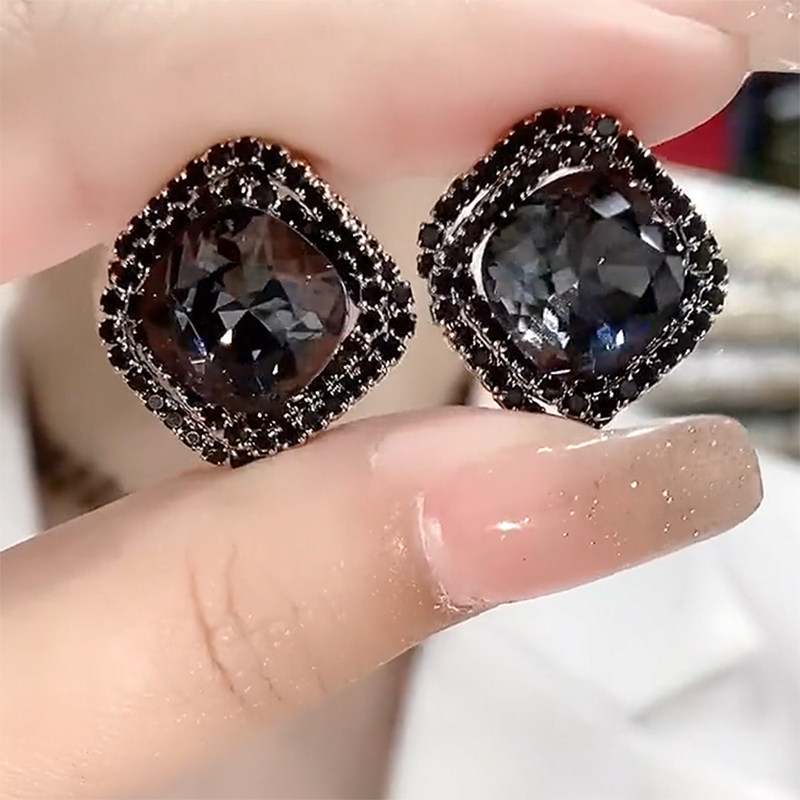 2025年新款法式气质大耳环时尚百搭黑色菱形水晶耳饰夸张银针耳钉,饰品/流行首饰/时尚饰品新,耳环,淘宝优惠券,粉丝福利购,淘宝优惠卷