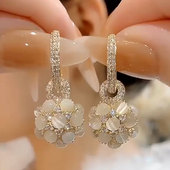 气质精致耳环2025年新款 时尚 猫猫石园球耳坠两戴款 轻奢百搭女耳饰