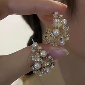 繁花似锦珍珠耳环韩国气质网红女C形银针耳坠个性 百搭2025年新款