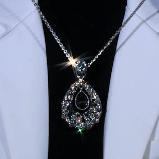 轻奢倾城水滴之恋时尚气质毛衣链2025年新款项链高级感长款卫衣链