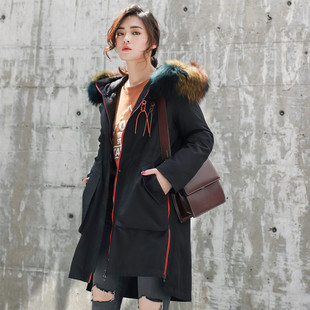 龙达飞冬季女款羽绒拉链时尚气质貉子毛领中长90白鸭绒羽绒服