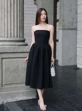 Calico 泰国品牌 赫本风优雅气质抹胸连衣裙高级感纯色显瘦长裙