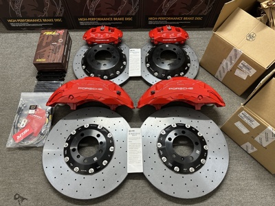 阿基波罗10活塞前后道普安碳陶瓷刹车盘