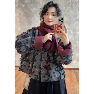 2230 温柔高级文艺雅致圆领立体花朵设计感宽松开衫 YIMIAN 时尚