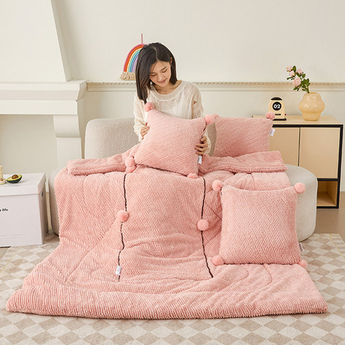 纯色毛球加厚加绒抱枕被子两用