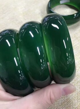 玛瑙玉石帝王绿玉手镯女款加宽加厚轮胎碧玉手镯玉石女款霸气时尚