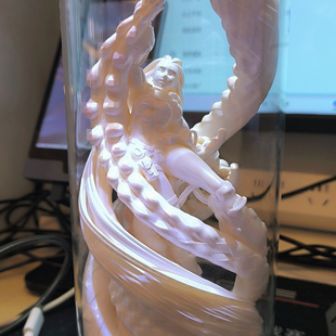 《深海魔影》GK手办雕塑太空奇遇小雨白膜光固化树脂