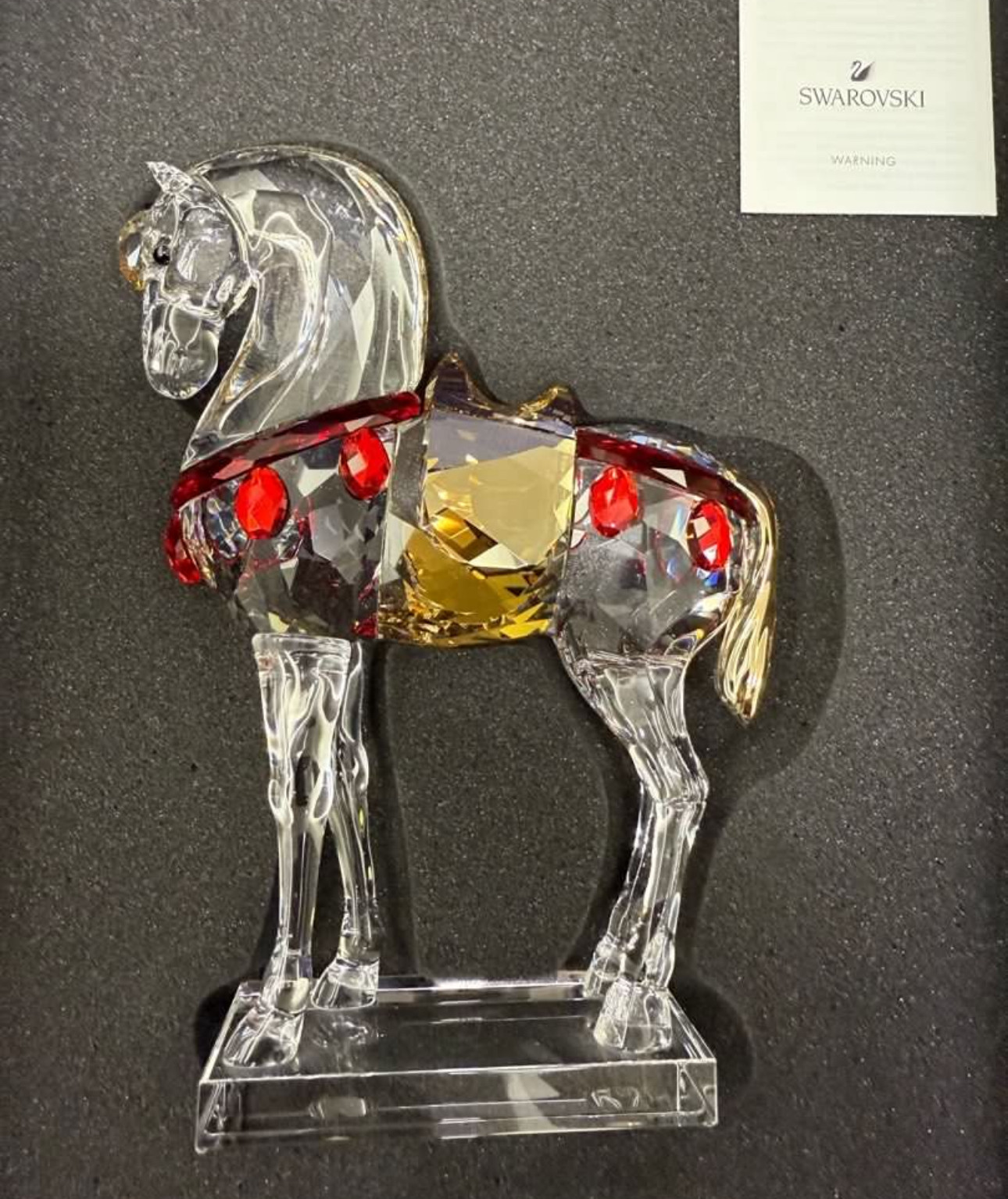香港全新正品水晶唐马摆件战马 限量版唐三彩