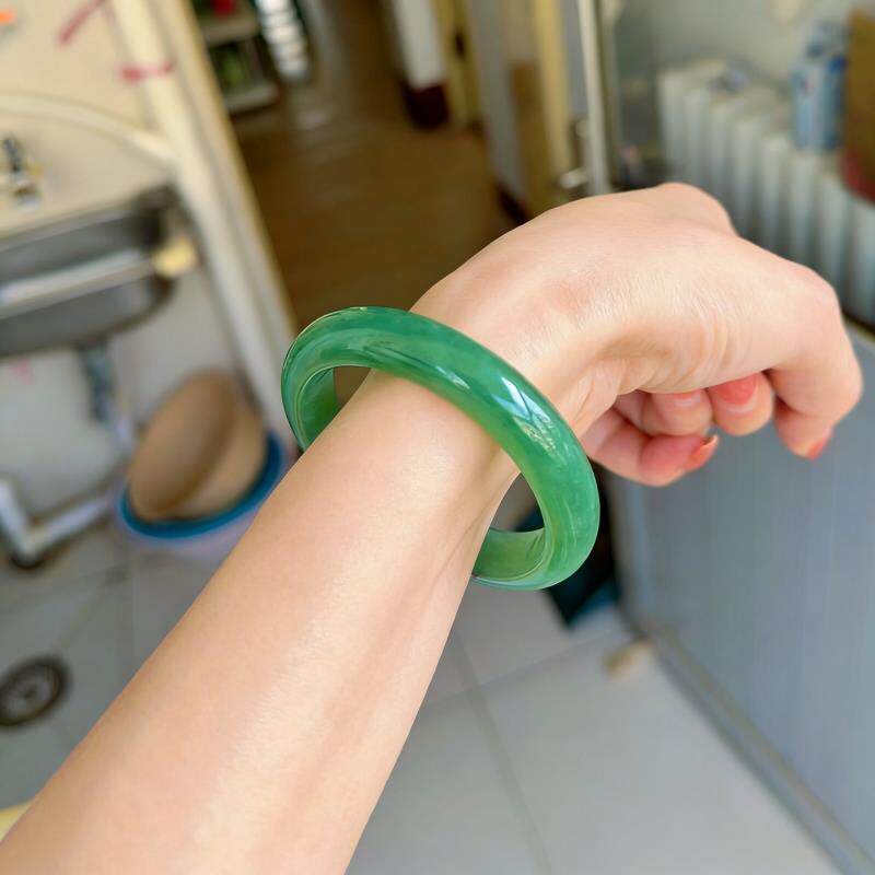 “玉琢清欢”缅甸翡翠手镯女款高冰种飘花真玉镯子珠宝首饰处理