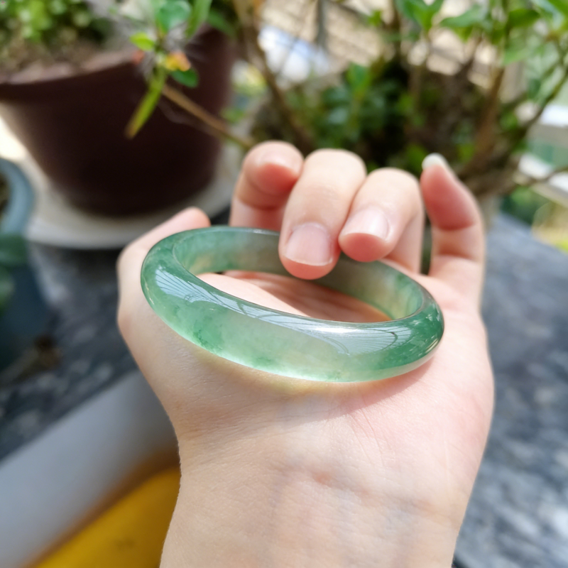 “疏烟映玉”浅蓝水飘冰花缅甸翡翠玉手镯子老坑冰种真玉处理